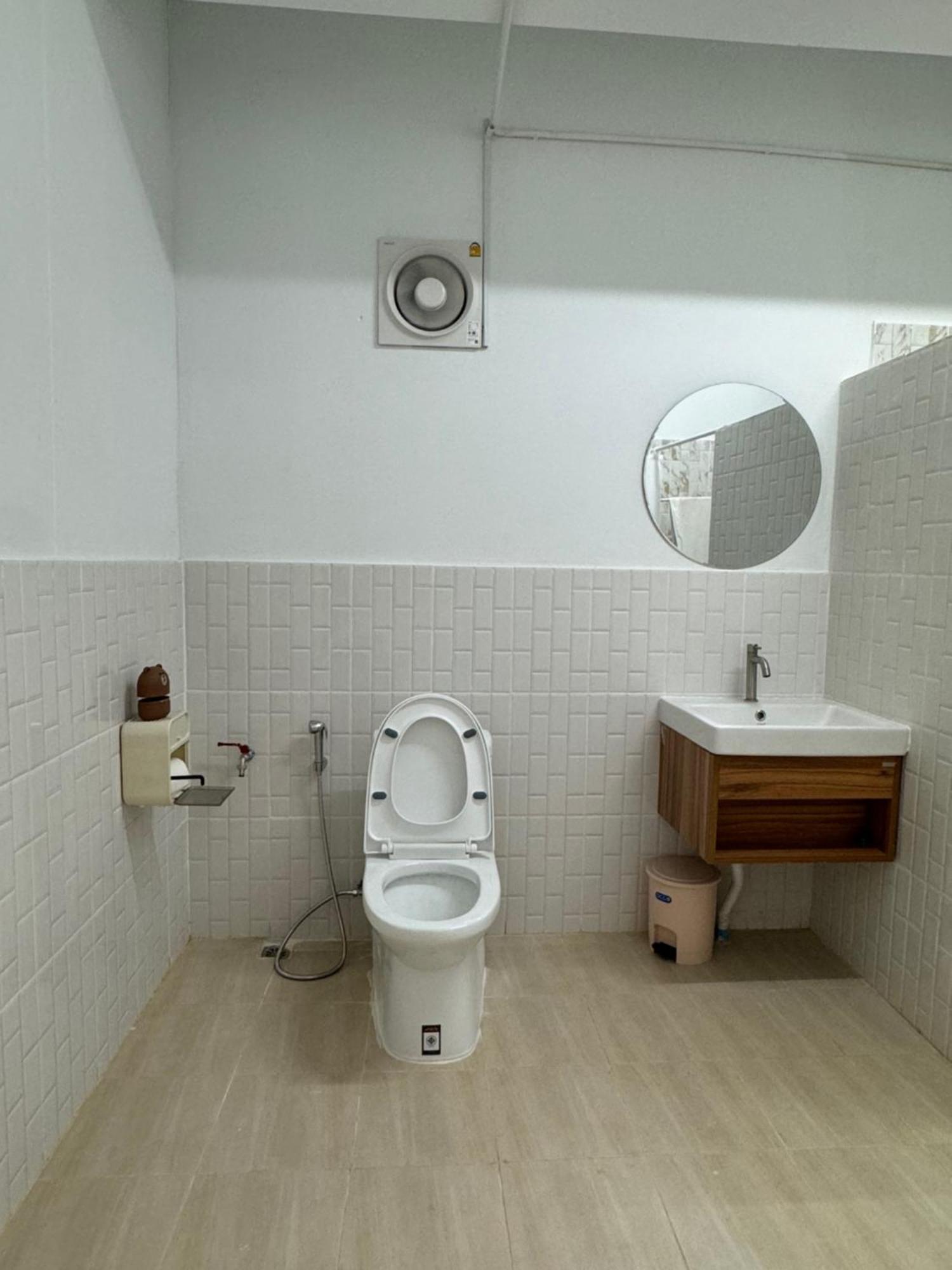 דירות Phrao Rai Boonsom מראה חיצוני תמונה