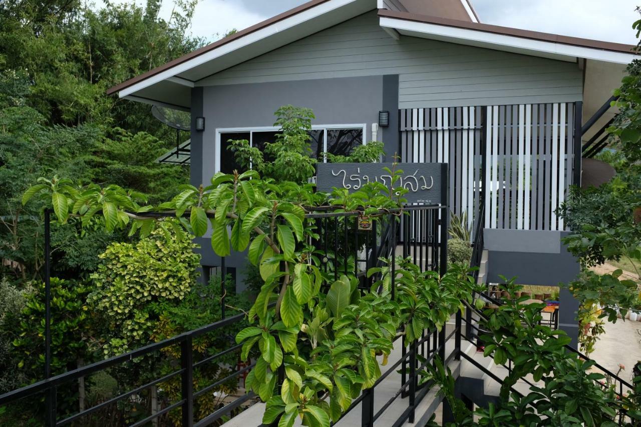 דירות Phrao Rai Boonsom מראה חיצוני תמונה